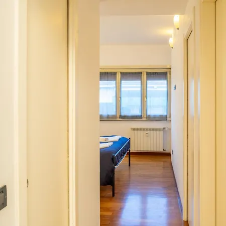 Апартаменты Comfortable, Wide And Cozy